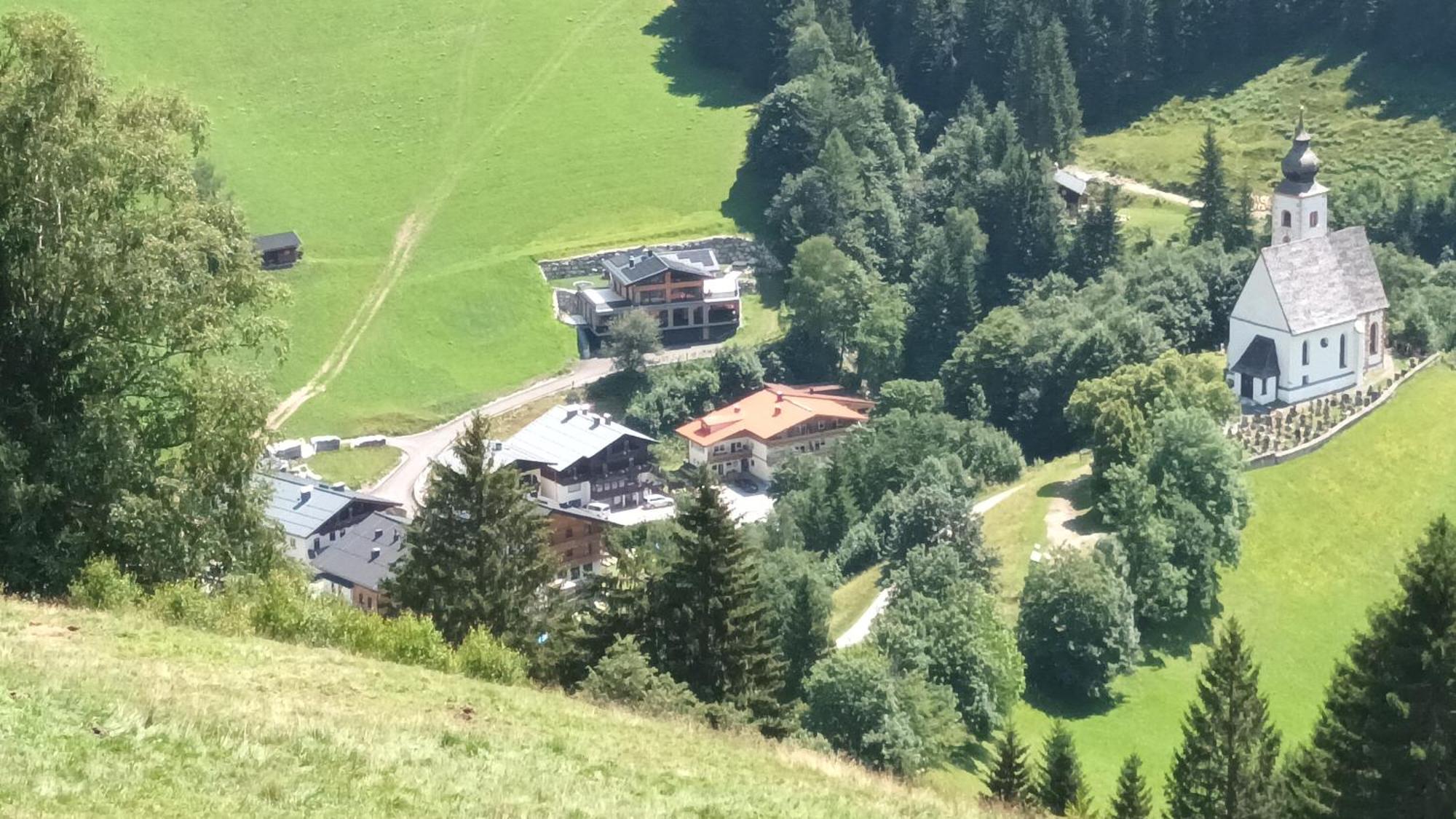Haus Dienten Top 11 Динтен-ам-Хохкёниг Экстерьер фото
